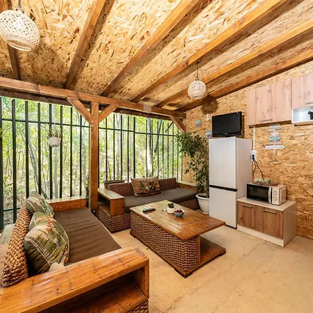 есмералда Kemping Aheloy